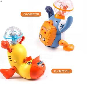 Vịt điện âm thanh diễn viên đóng thế xoay vịt mát mẻ nhấp nháy ánh sáng lên quay đồ chơi - Product Image 6