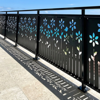 Rampe d'escalier en alliage d'aluminium sur mesure, résistante à la corrosion, avec éléments d'inspiration marine, protection UV, design européen pour