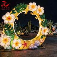 Große Zigong-Laterne Maßgefertigter Tropischer Blumen-Fotorahmen Motiv-Lichtlaterne für Außenbereich Park Festival Ausstellung Dekoration