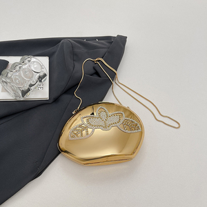 Pochette de soirée élégante pour femme, sac de soirée en matériau de qualité supérieure pour dames avec chaîne, parfait pour les soirées - Product Image 3