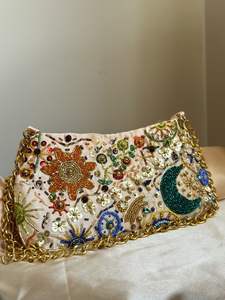 Bolso de Mano con Cuentas Hecho a Mano para Mujer, Producto de Calidad Premium para Exportación - Product Image 5