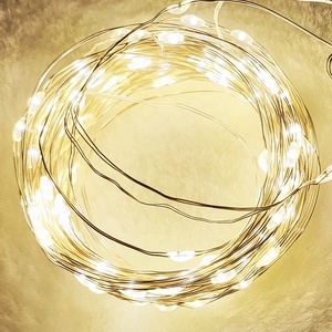 Guirnalda de Luces LED de 5 Metros, Color Blanco Cálido, Decoración para el Hogar, Navidad, Bodas, Luces de Cobre, Funciona con Pilas, Luces de Hadas Flexibles - Product Image 3
