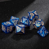 Ensemble de dés polyédriques en acrylique à thème de Noël, 7 pièces, personnalisés et faits à la main, avec motif de perles bleues, gravés en or, pour jeux de société DND