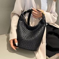 Sac à main de créateur tricoté à la main en PU, grand sac fourre-tout tissé pour femme, cadeau de luxe pour amante, sacs originaux de marque, sac latéral décontracté pour femme