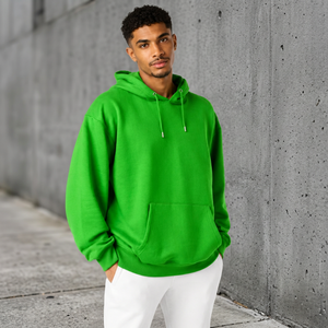Sweat-shirt à capuche vert uni surdimensionné pour homme, coupe classique, en molleton de coton, pull décontracté avec poche avant, idéal pour l'automne - Product Image 3