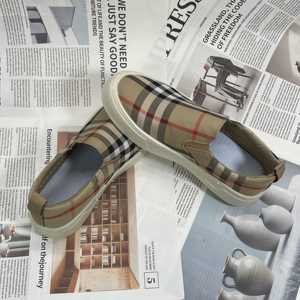 Chaussures célèbres 2026 – Baskets tendance en cuir véritable et toile, légères et stylées pour homme - Product Image 1
