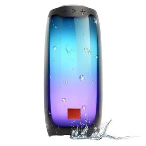 Impulso <span class=keywords><strong>4</strong></span> senza fili bt altoparlante portatile caleidoscopio <span class=keywords><strong>4</strong></span> LED luminoso a schermo intero impermeabile altoparlante <span class=keywords><strong>Pulse</strong></span> 5 flip5 flip 6 speak - Product Image 1