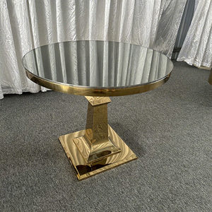 Mesa de Lujo con Marco de Metal Dorado y Cristal de Espejo para Decoración de Bodas, Cumpleaños y Fiestas - Product Image 1