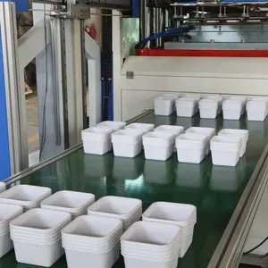 Machine de fabrication de tasse et de couvercle en plastique entièrement automatique