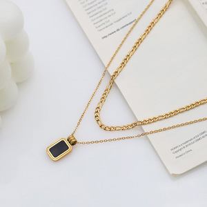 European American Retro Double Layered <b>Black</b> Acrylic Pendant Necklace Gold Zinc Alloy Geometric <b>Chain</b> Women's Fashion Jewelry - Product Image 3