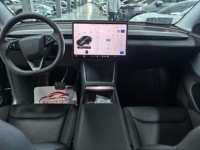 Tesla Model Y 2025 Turbo Automatique Propulsion Arrière (RWD) SUV Électrique Autonomie EPA 321 Miles 0-60 mph en 6,8s Véhicule Électrique Premium Global Light