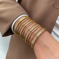 Neues Trendiges Vergoldetes Punk-Stil Feder Großkreis Offenes Manschetten-Armreif Boho Armband Set für Damen Schmuck