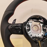 Volant en cuir personnalisé style Thong à 3 branches pour F30/F32, G20/G80, F10, E90, E60, G30, E46, E36, M5, F80/F82, E91 - Vente en gros