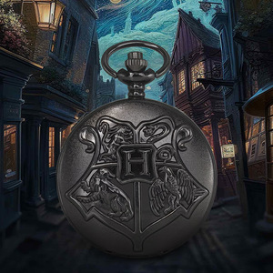 Montre de poche à quartz Boshiya rétro à couvercle rabattable, motif dessin animé Golden Snitch, cadran de 47 mm, boîtier en alliage, vente en gros - Product Image 3