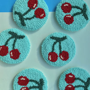 Posavasos de costura hechos a mano con forma de fruta bonita cereza melocotón fresa para decoración del hogar fabricantes superventas posavasos de frutas - Product Image 3