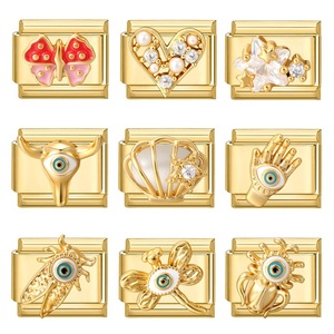 Pulsera Italiana de Acero Inoxidable con Microincrustaciones de Oro, Dijes de Abejas y Ojos Turcos para Accesorios y Regalos - Product Image 2