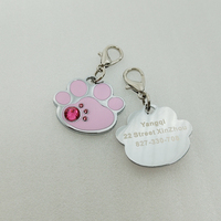 Pendentif personnalisé pour animaux de compagnie en métal rose en forme de patte, avec logo gravé au laser, strass et breloques pour gravure