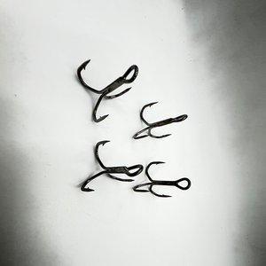 HuaEn Hameçons triples circulaires en acier à haute teneur en carbone pour <span class=keywords><strong>la</strong></span> <span class=keywords><strong>pêche</strong></span> au poisson-chat en eau douce et salée, super résistants, affûtés chimiquement, <span class=keywords><strong>ensemble</strong></span> d'emballage - Product Image 4