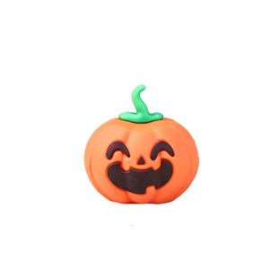 Großhandel Halloween Klassische Mikrolandschafts-Dekorationen Lebensechte Mini-Kürbisse Niedliche Geister-Figuren Gruselige Krabbeltiere - Product Image 4