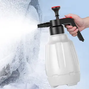 Fábrica de China 2L Bomba de rociador de niebla de agua vacía Rociador de botella de agua para césped de jardín