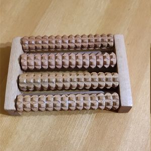 Accessoire en bois d'acupression <span class=keywords><strong>à</strong></span> domicile pour l'auto-assistance soulagement du stress et de la douleur prenez soin de vous petit masseur de pieds avec 4 rouleaux - Product Image 1