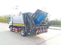Camion compacteur à ordures Dongfeng 6cbm, camion de collecte et d'élimination des déchets de 3 tonnes à vendre
