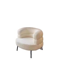 Fauteuil lounge moderne en velours avec pieds dorés, idéal pour salon, chambre, hôtel et mobilier de réception