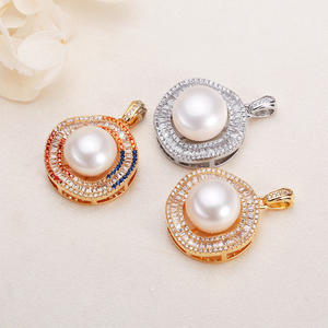 Wholesale Shanxia Lake Jewelry Simple White Flat <b>Pearl</b> with Zircon Freshwater True <b>Pearl</b> Necklace Clavicle Chain <b>Pendant</b> <b>Charms</b> - Product Image 1