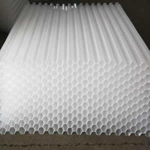 Embalaje de Tubos Inclinados de PVC PP con Estructura de Panal Hexagonal para Medios de Tratamiento de Aguas Residuales - Product Image 3