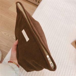 Sac de voyage pour maquillage, trousse de toilette, pochette cosmétique, fabriqué en usine BSCI - Product Image 5