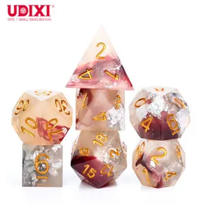 UDIXI Set di dadi affilati con bordo in resina con Logo personalizzato professionale all'ingrosso gioco di ruolo Dnd Rpg Sex Dice