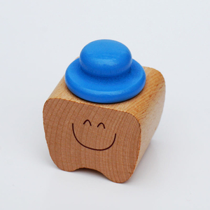 Boîte <span class=keywords><strong>de</strong></span> rangement pour dents en bois multicolores, boîte mignonne en forme <span class=keywords><strong>de</strong></span> <span class=keywords><strong>dent</strong></span> avec visage souriant pour la collection des premières dents <span class=keywords><strong>de</strong></span> <span class=keywords><strong>lait</strong></span> des nouveau-nés et des enfants - Product Image 5