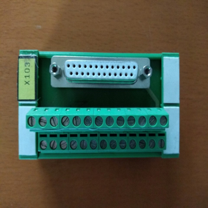 Nieuwe Originele Klaar <span class=keywords><strong>Um</strong></span> 45d25sub/B Transmissiemodule Variofaceum45d Magazijn Industriële Automatisering Plc Programmeercontroller - Product Image 1