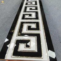 Carreaux de bordure en céramique Springletile, design de carreaux d'escalier, décorations murales de luxe, motif clé grecque argentée, carreaux de bordure polis et émaillés