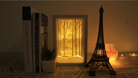 Boîte à lumière en papier avec forêt et wapiti, peintures lumineuses, lanterne en papier, modèle créatif 3D, cadeau familiale