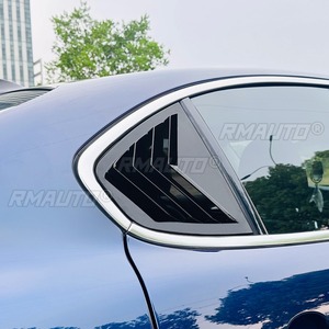 Garniture de fenêtre triangulaire arrière de type « Shark Cheek » pour Alfa Romeo Giulia 2015+ – Cache de garniture de fenêtre latérale arrière – Accessoires automobiles - Product Image 6