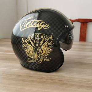 Casque ouvert 3/4 en fibre de carbone avec design rétro demi-casque et visière intégrée, état neuf, Casco De Moto - Product Image 6