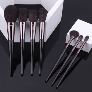 Ensemble de pinceaux de maquillage en vrais cheveux naturels de qualité supérieure pour artistes de maquillage à expédition rapide - Product Image 3