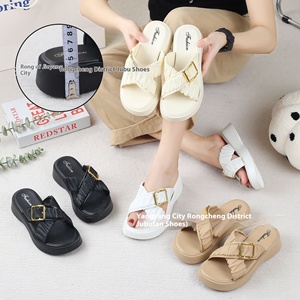 Dép 2025 cho phụ nữ và phụ nữ thời trang nêm dép một từ mới đế dày đế PVC ngoài trời bãi biển mùa hè - Product Image 1