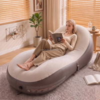 Fauteuil gonflable incurvé Mart en PVC, canapé inclinable gonflable portable, chaise longue de plage gonflable pour le camping en plein air et le parc