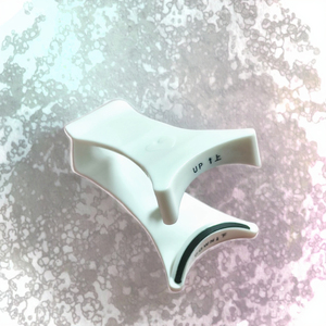 Custom Logo Glue Free Plastic Magnetic Eyelash <b>Clip</b> Portable Lash Curler Tool - Product Image 3