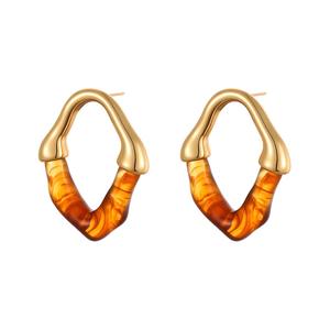 Pendientes Irregulares Huecos con Incrustaciones de Resina de Colores de Diseño Moderno YF8384, Chapados en Oro de 18K, Acero Inoxidable Resistente al Agua - Product Image 5