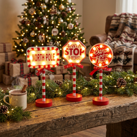 Weihnachtliche Straßenschild-Lichter 6 Stile LED Holz-Tischdekoration Batteriebetrieben Santa Stop North Pole Feiertagsparty Zuhause