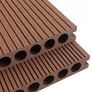 Decking in WPC Antiscivolo Stile Moderno Impermeabile in Legno Composito per Giardini Esterni Cortili Parchi con Superficie a Grana di Legno Spazzolata - Product Image 6