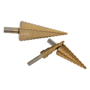 Jeu de 3 forets Pagoda Dr. Giant à tige hexagonale 4-32mm à rainure droite métrique titane plaqué alésoir étagé - Product Image 3