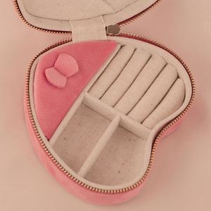 Leather Decorative Packaging Custom Logo for Necklace Gift Boxes Heart Jewellery <b>Organiser</b> Storage Box - Product Image 4