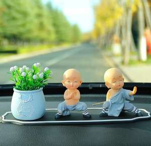 Креативная скульптура из смолы для маленького монаха кунг-фу, ручная роспись, художественный Милый Забавный Ароматерапевтический орнамент - Product Image 4