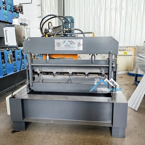 Machine de sertissage de panneaux métalliques en acier entièrement automatique de haute qualité populaire en Palestine - Product Image 2