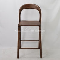 Grande-bretagne vente chaude en bois noyer couleur jambes hautes Restaurant maison Bar lait thé boutique Bar tabouret accoudoir salle à manger chaise NEVA chaise