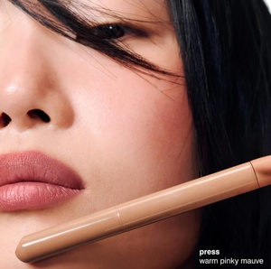 ดินสอเขียนขอบปากวีแกนแบบสั่งทำได้ 11 สี ขายดี กันน้ำ ติดทนนาน ไม่ทดลองกับสัตว์ พร้อมโลโก้ตามสั่ง - Product Image 4